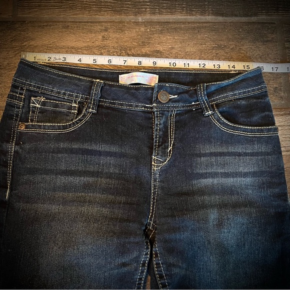 No Boundaries blue stretch denim longer shorts 11 - Picture 3 of 6